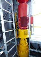Has sufficient power for all crane functions to be performed simultaneously and