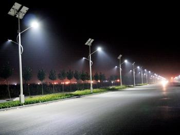 Key Features LED STREET LIGHTS Ø High quality illumination combined with energy efficient LED technology for superior optical performance Ø Using Nichia/Cree LEDs which offer best in class light