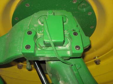 SA Module Harness AutoTrac Wheel Angle Sensor Termination - Not using Factory Installed Wheel Angle Sensor on Standard Front Axle Installations Only 1.