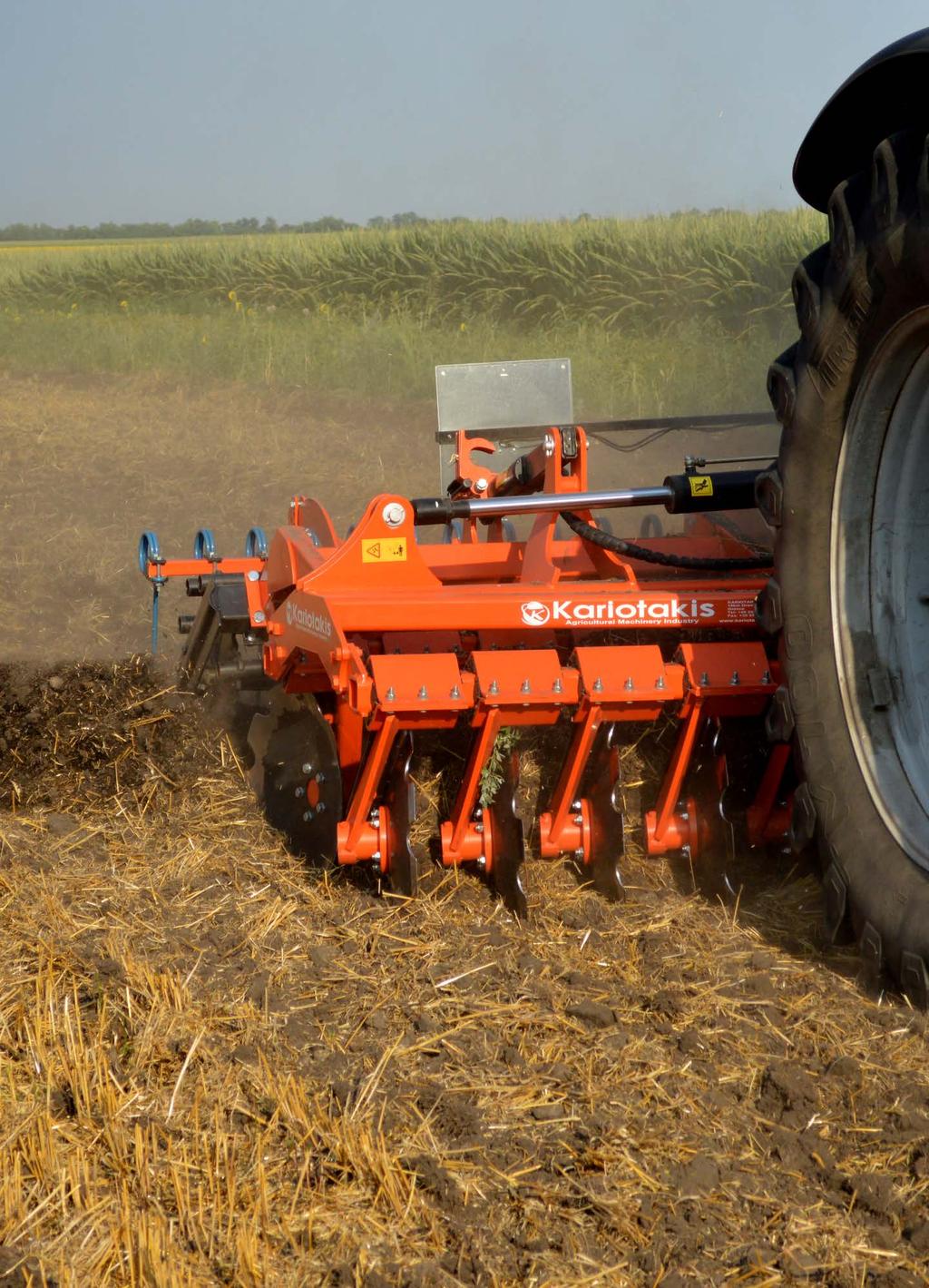 Indepentet discs The SmartDisc may yield the greatest soil cultivation as each disc can work independently.
