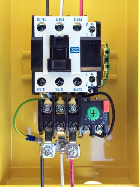 THREE PHASE AC WIRING- MOTOR CONTACTOR-TO-COLLECTOR Here is a picture showing three phase wiring connections. L1, L2 and L3 connections to the input 3 phase AC power.