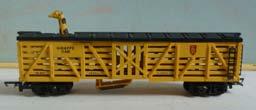 3.164 00 Wagons - Tri-ang Tri-ang R344 bogie Track Cleaning Box Car, black with grey roof.