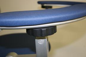 4 Multi-functional Safety Armrests The unique Rini safety armrests, which are a feature of Rinis Operating Chairs, have multiple height positions in order to accommodate an optimal ergonomic working