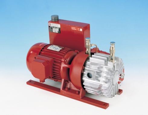 Vacuum pumps VTL 25/F, 30/F, 35/F VTL 25/F 30/F 35/F Capacity cum/h 25 30 35 Final vacuum mm Hg 720 720 720 mbar 50 50 50 Motor execution Volt 220/380-50 Hz Motor power Kw 0,88 1,0 1,0 Motor power Hp