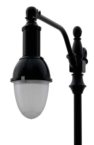 Majesta DETAILS Period style combined updated with an industrial look, the MAJESTA is available in two sizes and with various decorative shades and adapts exceptionally in both urban and suburban