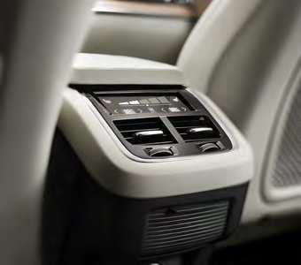 INTERIOR DESIGN 19 TRAVEL FIRST CLASS IN THE VOLVO XC90. When we designed the Volvo XC90, we made sure you travel in irst class.