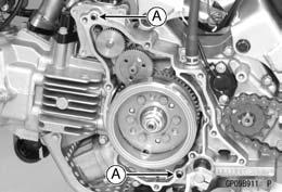 Final Drive chapter) Clear the lead from the clamp [A]. Disconnect the alternator lead connector [B].