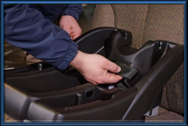 Seat With an Automatic Locking Retractor 1.