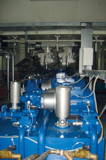 Moog delivered a hydraulic die cushion system with hydraulic power unit, manifolds, radial piston pumps, valves, a filter and a cooling circuit. A piston accumulator station was also implemented.