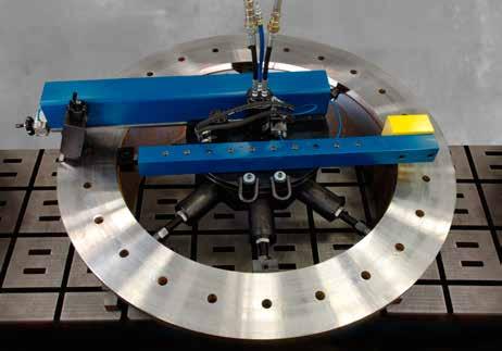 FF7200 FLANGE FACER 1 2015 FF72 Rugged, Heavy-Duty Flange Facers Rugged Machine Design Large, heavy-duty construction-grade bearings provide powerful, rigid performance throughout the entire machine