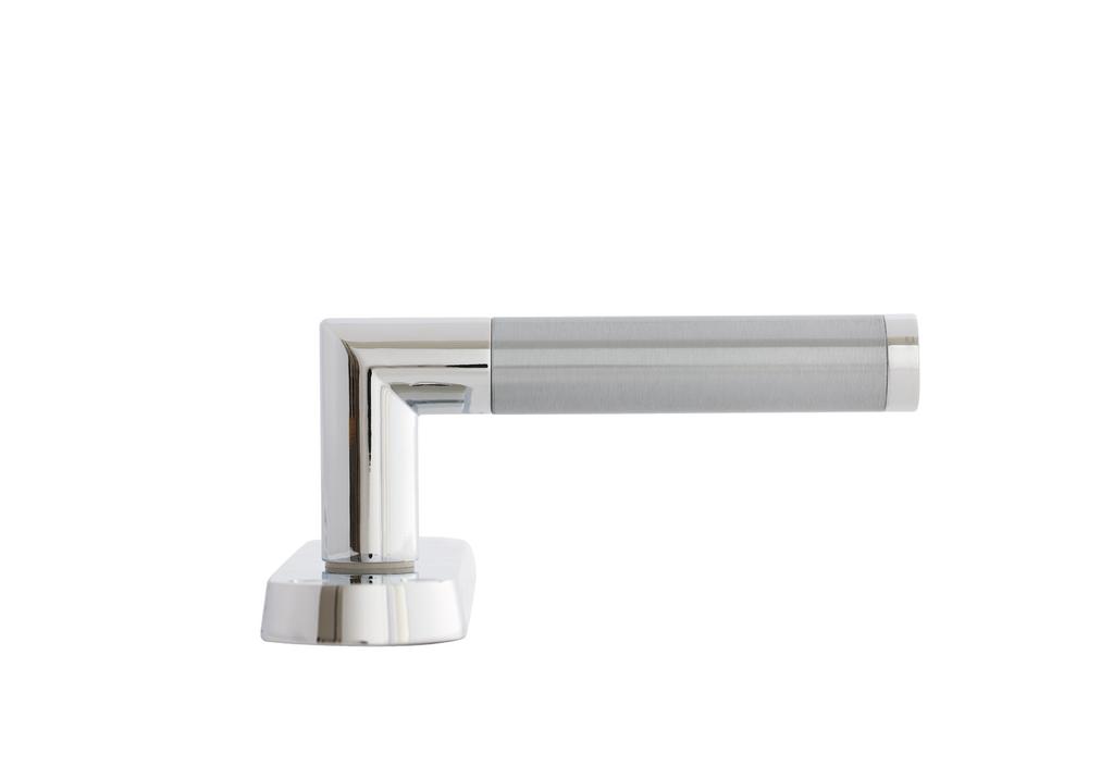 SEINE Dimensions: 186mm X 41mm X 112mm SEINE HANDLE WITH LATCH BACKPLATE Order Code: