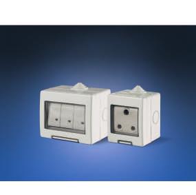 UNIBOX Series > ENCLOSURE FOR WIRING ACCESSORIES > REFERENCE STANDARDS EN 60670-1 Boxes and enclosures for electrical accessories for household and similar fixed electrical installations.