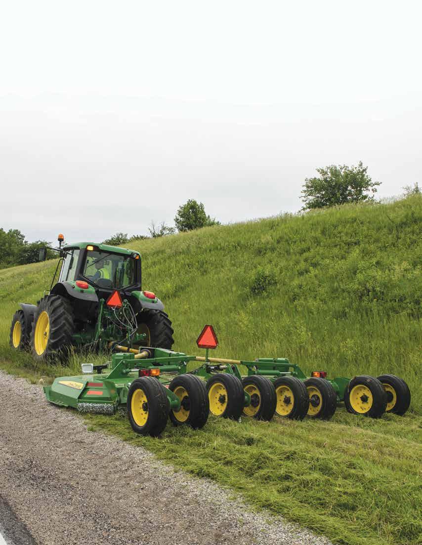 R SERIES R10, R15, R20 MODELS SWIVEL HITCH On 15-ft. M and R models, you can opt for a swivel hitch a true difference maker in the field that gives you the upper hand when encountering tough terrain.