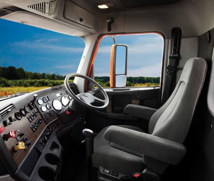 LIGHT, COMFORTABLE AND QUIET. 6 Designed to combine light weight with plenty of strength, Freightliner s aluminium cabs contribute significantly to the CST112 s extremely low tare.