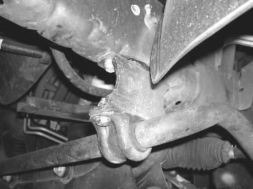 43. Locate FT44040 & FT44041 (driver & passenger) sway bar end links. Press one bushing and one sleeve into each end of the links. 44. Locate FT50013 sway bar u-brackets.