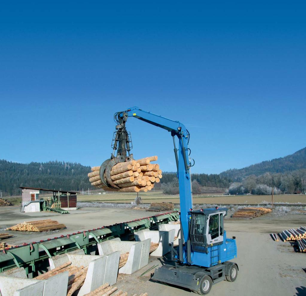 Terex Fuchs Timber handling machines WE MANUFACTURE QUALITY, SO YOU CAN HANDLE TOUGH JOBS EASILY. Logs in motion.