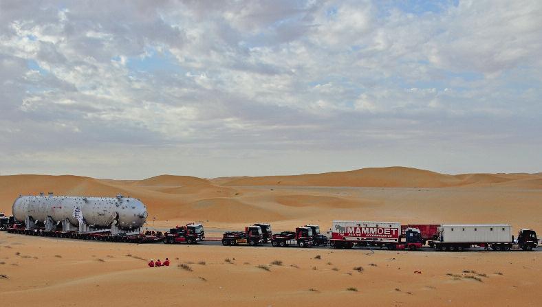 Mammoet recently finished a big transport job for Samsung Saudi Arabia, the main contractor for a new petrochemical plant run by Saudi Aramco.