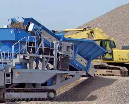 Raw material and feeding The feed conveyor is hydraulically raised from transport to working position.
