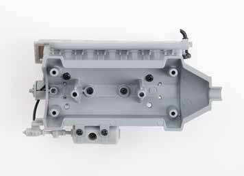 039B 039B 2Fit the left cylinder head