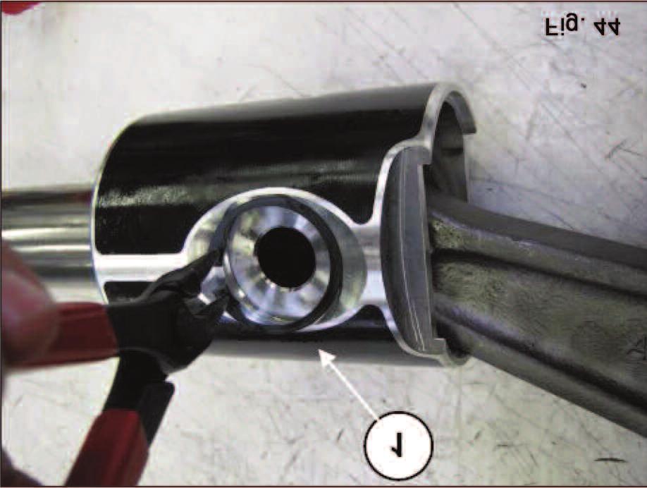 44). Now remove the conrod from its cylinder (1, fig.