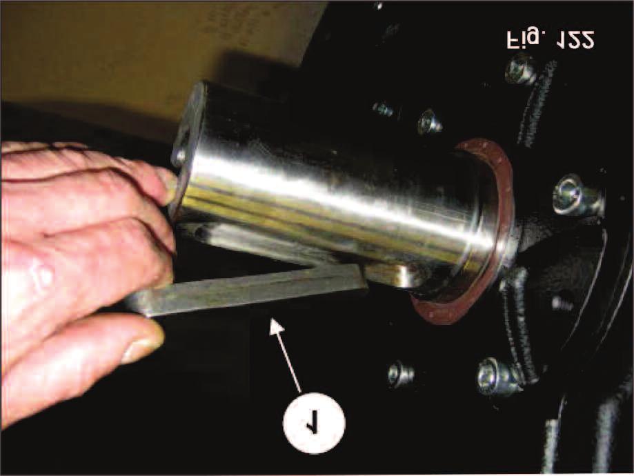 Fit the key in the PTO shaft (1, fig. 122