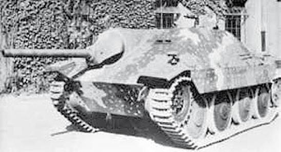 The Jagdpanzer 38(T) Sd.Kfz. 138/2 was the third and final stage in Germany s development of light tank hunters.