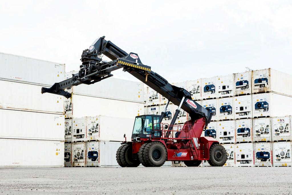 REACHSTACKER XRS-9972 Rated Container Capacity 99,000-lbs.