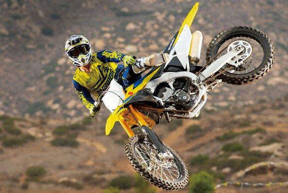 CHAMPION YELLOW NO. 2 RM-Z250 ALL NEW 2019 The 250 class in motocross doesn t forgive the slightest weakness.