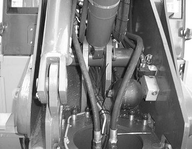 8-39 - Lift cylinder bolt, plunger