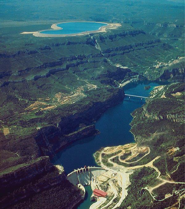 Pumped Hydro Energy Storage Systems Energy capacity is related with stored water volume (capacity of reservoir). Can operate for several days.