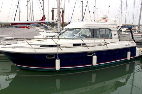 "Argo IV" - Nimbus 320 Coupe Location Ipswich, United Kingdom Build Dimensions Price: 79,950 inc Vat Length: 9.5m / 31.17ft Year: 2004 Beam: 3.22 meter Builder: Nimbus Boats Max Draft: 1.