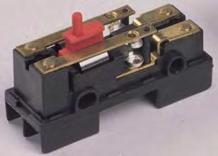 The switches are made of PA6 double insulated thermoplastic reinforced with fiberglass, class V2.