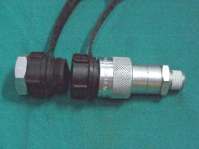 HIGH PRESSURE HYDRAULIC COUPLERS Couplers should be pressurized only