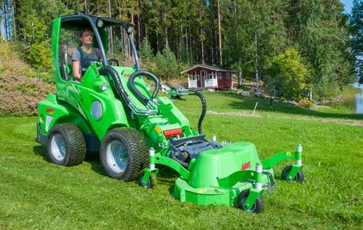 The mower is also equipped with a safety valve which stops the blades when the mower is lifted off the ground. The deck of the new model is made of stamped steel.