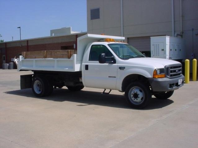 rear. Class 6 Single Axle Dumps are typically equipped with a 7,000lb front axle & 17,000lb rear axle.