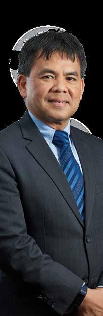 Perkhidmatan Pasaran Modal (CMSRL) Umur: 55 Kelayakan: Sarjana Pentadbiran Perniagaan dari Asian Institute of Management Akauntan Bertauliah Malaysia dari Institut Akauntan Malaysia (MIA) Felo ACCA