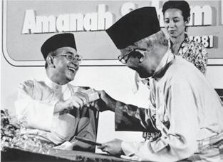 TUN SEIN ONN TUN HUSSEIN ONN MERUPAKAN PERDANA MENTERI MALAYSIA KETIGA YANG MEMIMPIN NEGARA DARI TAHUN 1976 HINGGA 1981.