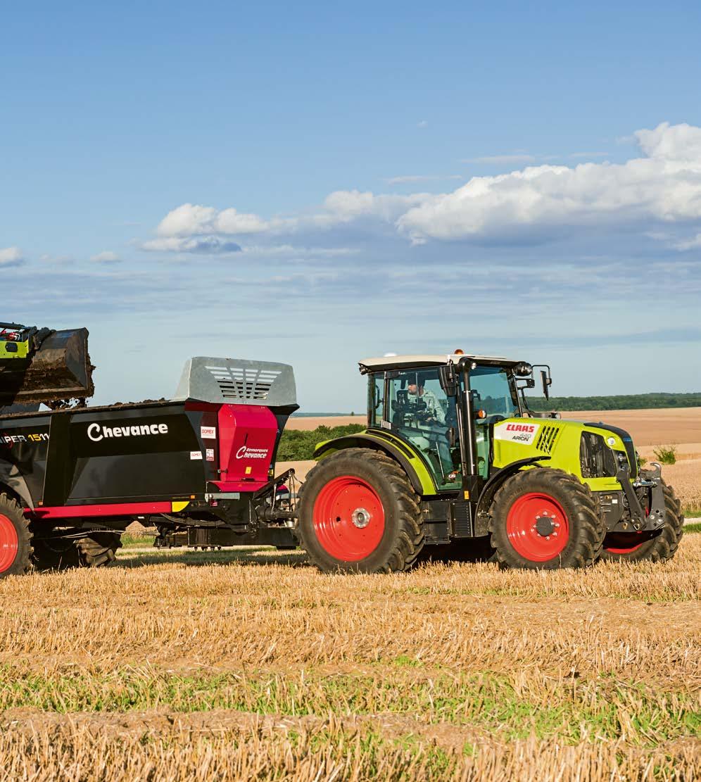 With more than 18 models in three series, a CLAAS front loader prepares you for anything and considerably extends the capabilities of tractors with an output of 45 to 300 hp.