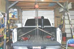 support the truck bed to prevent serious injury or death!