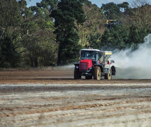13 GREATER PRODUCTIVITY With a sprayer tank capacity of up to 9,000-litres or a maximum payload weight of 14,000kg there are few machines in the world that can match the raw productive potential of
