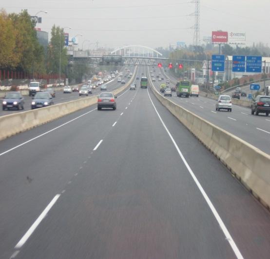 Dedicated lane opened to car-pooling Example of Madrid : Existing
