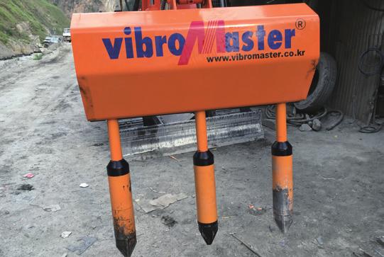 Unit for mass concrete compaction Quantity of vibrators VMH-150 Theoretic compacting efflency* (m3/h) Required