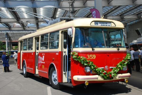 anniversary of trolleybuses 1998 setting up PKT Gdynia an autonomous trolleybus transport operator