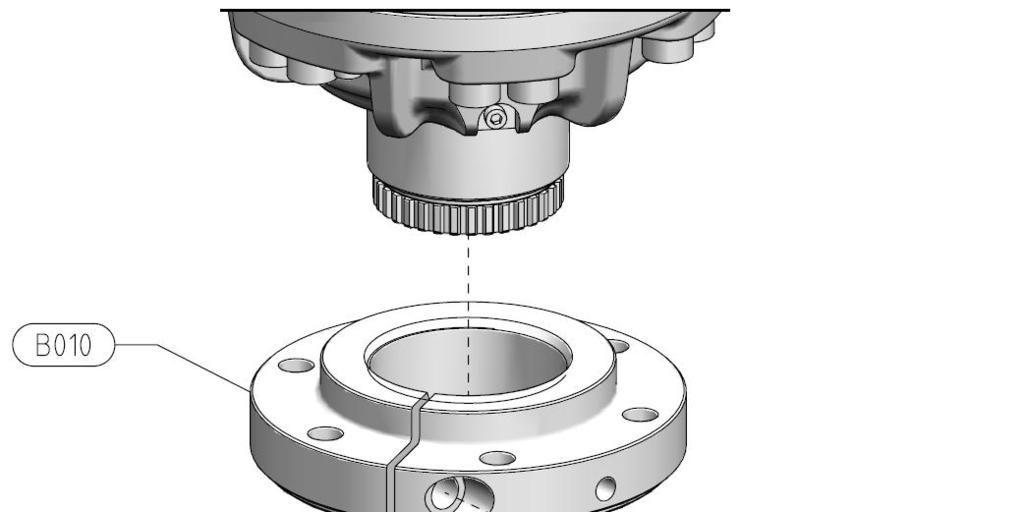 If necessary, use a wedge on the split of the flange. 6) Clean all parts carefully and check the threading and teeth of the shaft and the flanges. Attention!