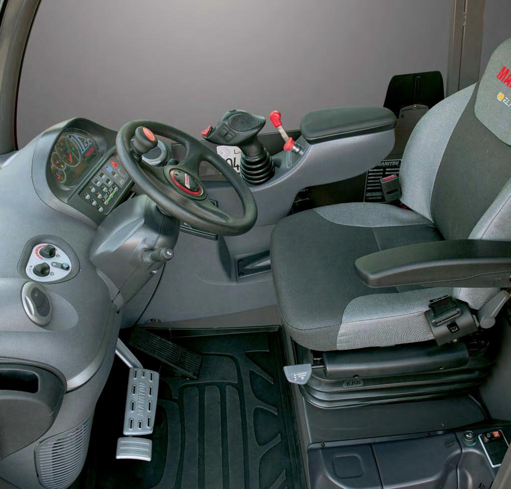 COMFORTABLE WORKING ENVIRONMENT A spacious and ergonomic cabin Your driving seat has been designed to provide a really
