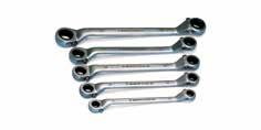 RATCHET OFFSET RING SPANNERS Design: metric, offset. Drive: Rg side POWERDRIV modified double-hex, 24 teeth, reversible right/left by means of lockg push button. Material: Chrome-vanadium-steel.