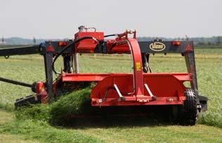 In this way, swaths can be placed either side by side or on the top of each other, ensuring a perfect match to the pickup width of the machine following