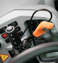 Use of the transmission is simple and intuitive, thanks to a handy shift lever - neat and stubby, with a short throw - allowing swift and precise selection of the 24 forward and 8 reverse speeds