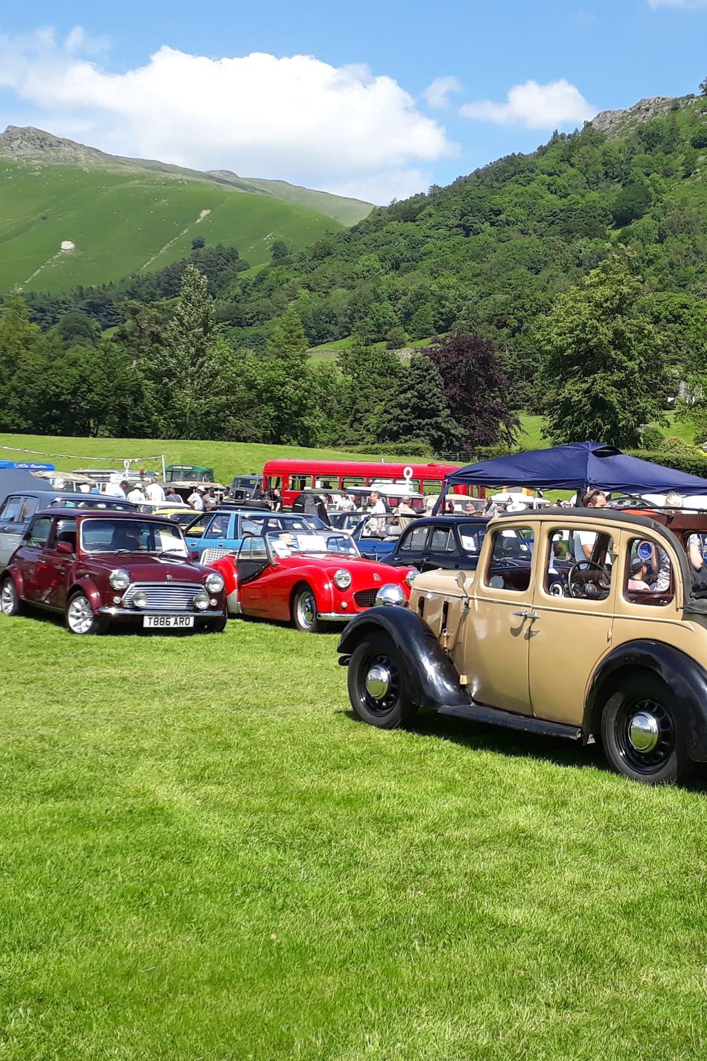 The Lakes Charity Classic Vehicle Show Presented by The Windermere and Ambleside Lions Club Sunday June 17 2018 th 10.30am - 4.