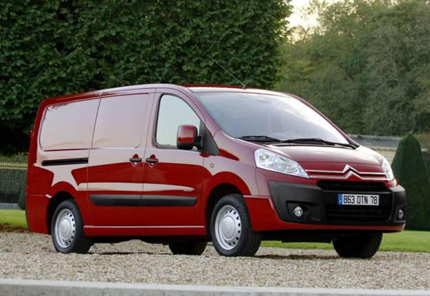 7 Worldwide sales (PC + LCVs) In thousand units Peugeot Expert Tepee 2006 2007